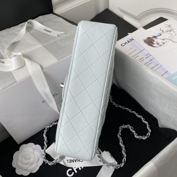  Handbag  Chanel  A01113  size 23 cm