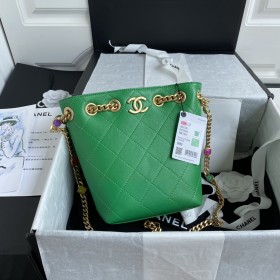  Handbag  Chanel AS2381 size 19*23.5*9.5 cm