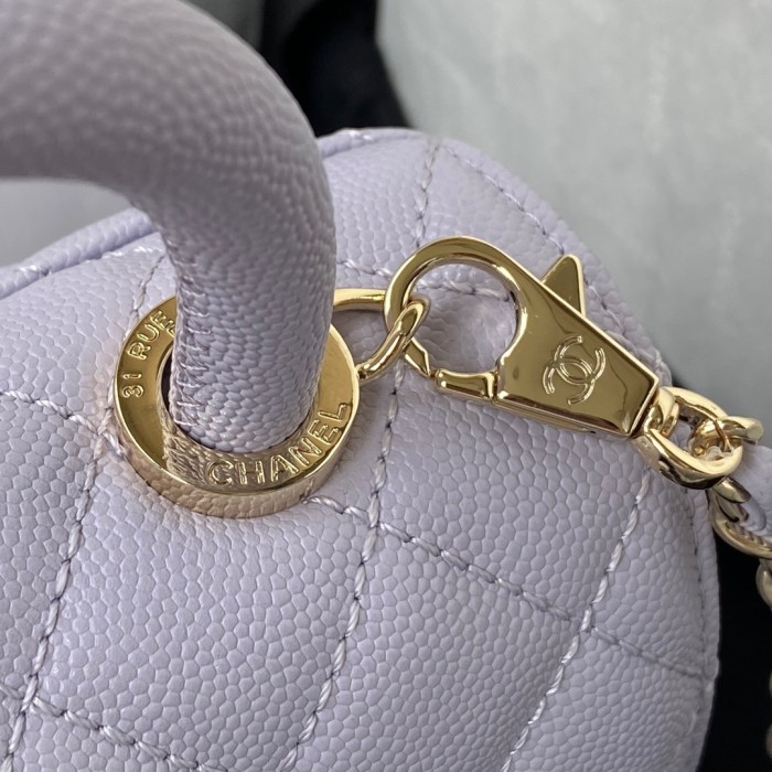 Handbag  Chanel  AS2215 size 𝟏𝟑*𝟏𝟗*𝟗 𝑐𝑚 