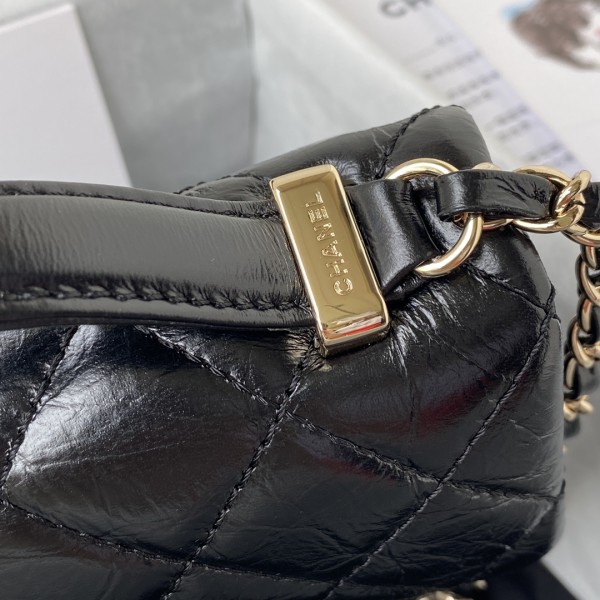 Handbag  Chanel  AS2892 size  20X15X6.5 cm 