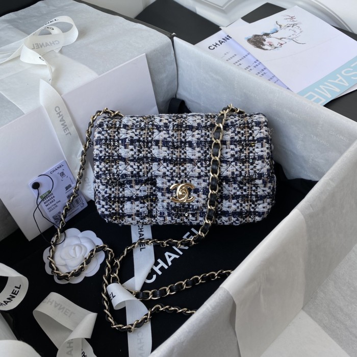 Handbag   Chanel A01116 size 20 cm