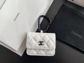  Handbag  Chanel AP2397 size 9cmx11cmx3.8 cm
