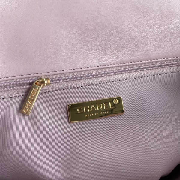 Handbag  Chanel size  26 cm