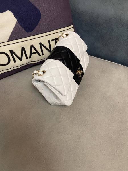 Handbag  Chanel 01116 size  20 cm