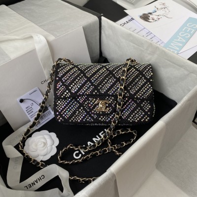  Handbag  Chanel size 20 cm