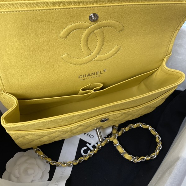  Handbag  Chanel  A01112 size 15.5x25.5x6.5 cm