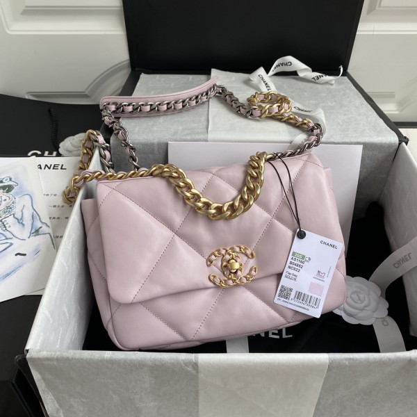 Handbag  Chanel size  26 cm