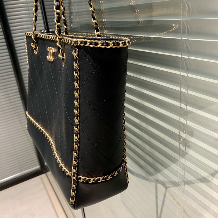  Handbag  Chanel AS2761 size  34 28 10 cm