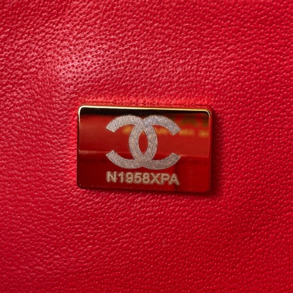  Handbag Chanel A01112  size 15.5x25.5x6.5 cm 