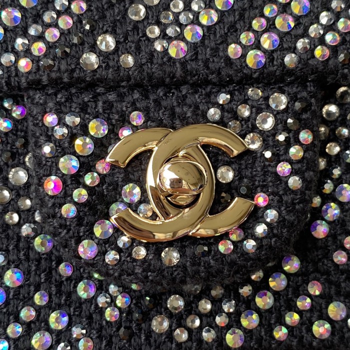  Handbag  Chanel size 20 cm