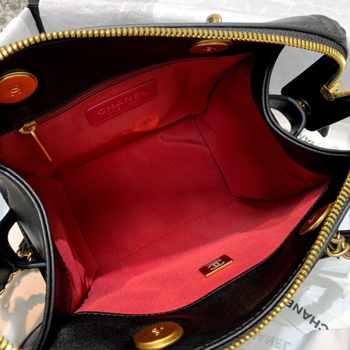  Handbag  Chanel AS2749 size  23 17 12 cm