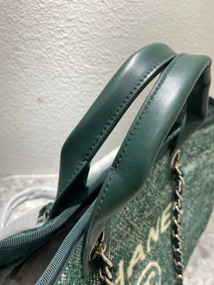  Handbag  Chanel 𝐀𝐒𝟔𝟔𝟗𝟒𝟏  size  𝟑𝟗/𝟐𝟎/𝟐𝟗 𝐂𝐌