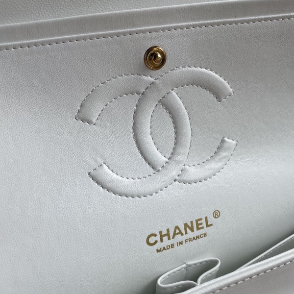  Handbag Chanel  A01112 size 15.5x25.5x6.5 cm