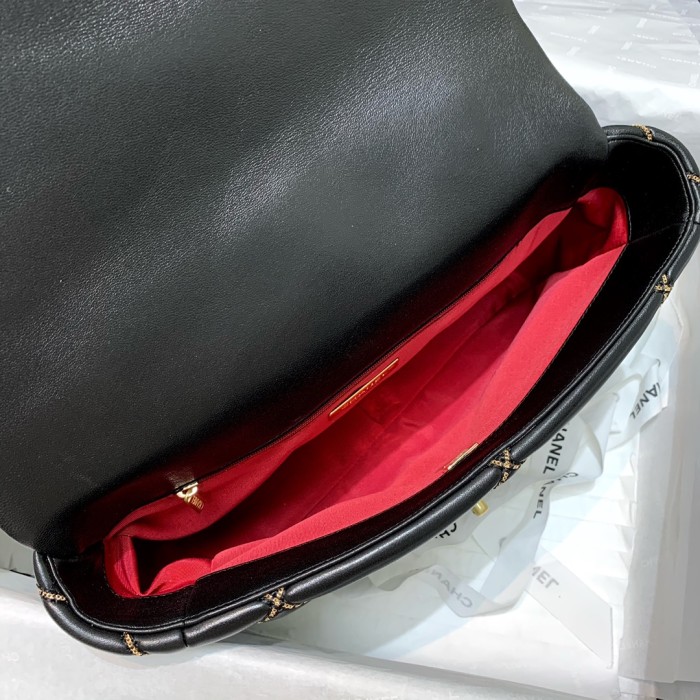  Handbag  Chanel  6161 size 30 cm