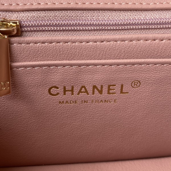  Handbag   Chanel AS2431 size 20x12x6 cm