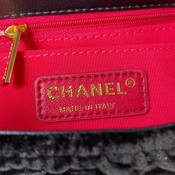  Handbag  Chanel AS2620 size  16×239 cm