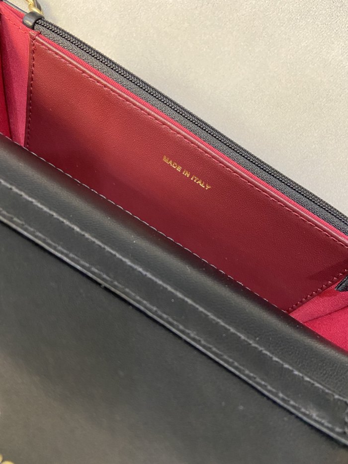  Handbag   Chanel 2260 size size 19 Cm