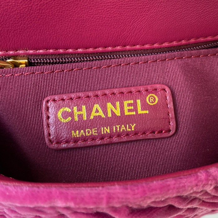  Handbag  Chanel  AS2619  size  14X19X8 cm