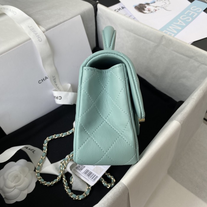  Handbag   Chanel AS2431 size 20x12x6 cm