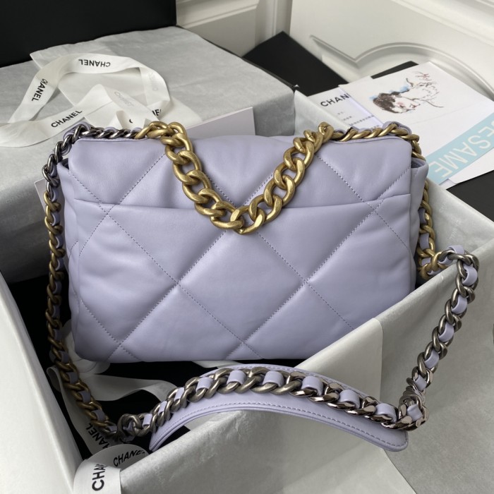 Handbag  Chanel  size 30 cm