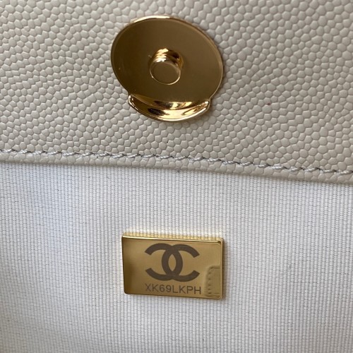  Handbag  Chanel AS2808 size  22x23x12 cm
