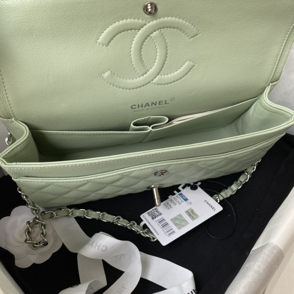  Handbag  Chanel  A01112 size 15.5x25.5x6.5 cm