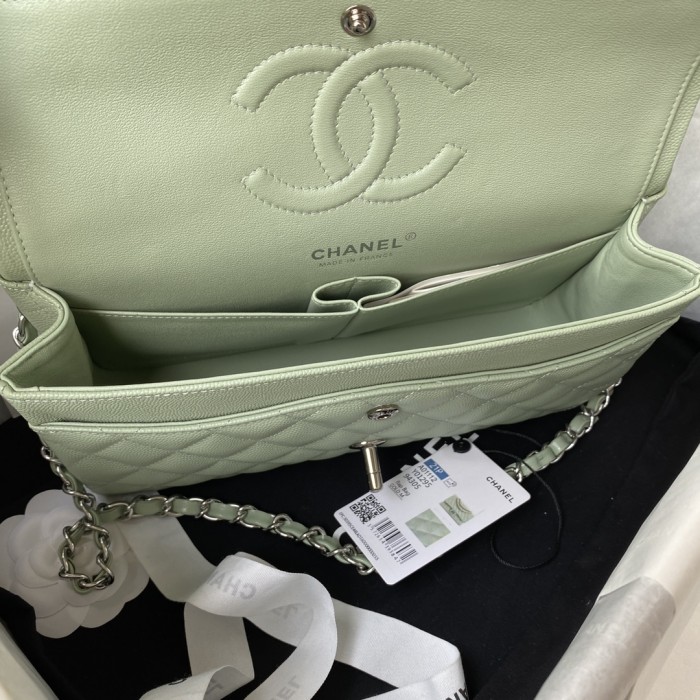  Handbag  Chanel  A01112 size 15.5x25.5x6.5 cm