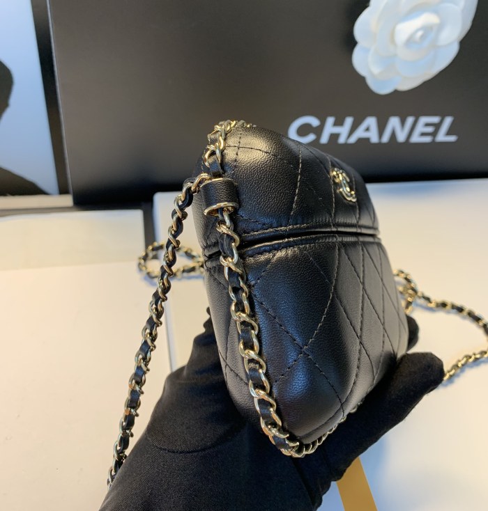  Handbag Chanel 6160 size 26 cm