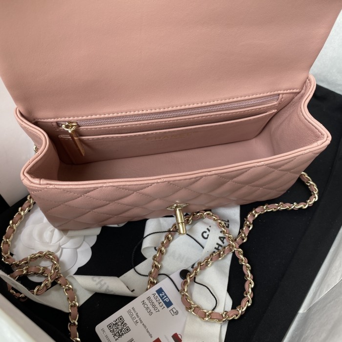  Handbag   Chanel AS2431 size 20x12x6 cm