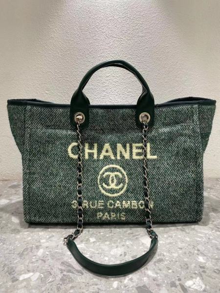  Handbag  Chanel 𝐀𝐒𝟔𝟔𝟗𝟒𝟏  size  𝟑𝟗/𝟐𝟎/𝟐𝟗 𝐂𝐌