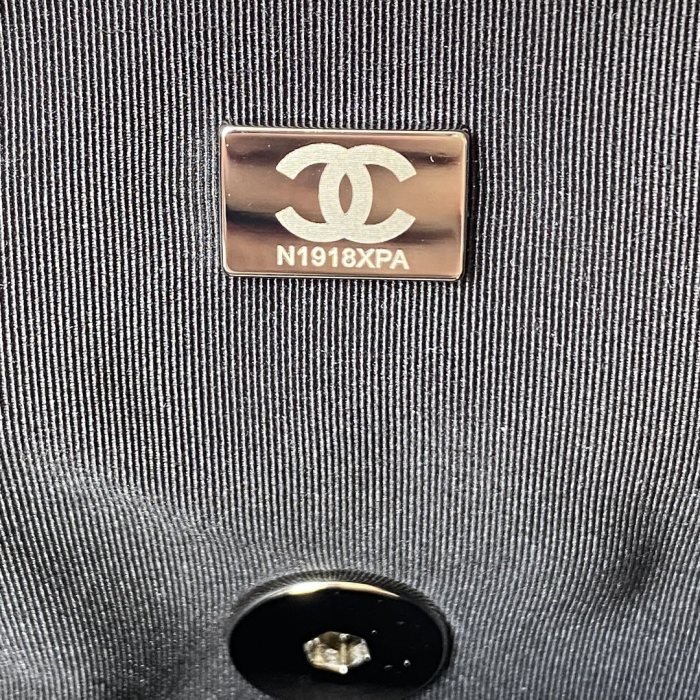Handbag  Chanel  size 26/30 cm 