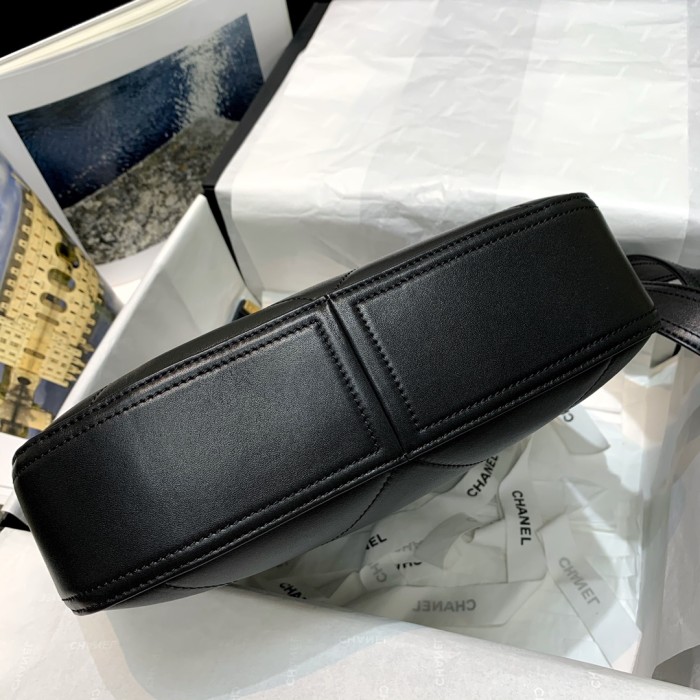  Handbag  Chanel  AS2844  size 29 28 7 cm