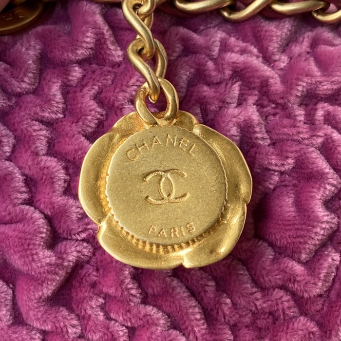  Handbag  Chanel  AS2619  size  14X19X8 cm