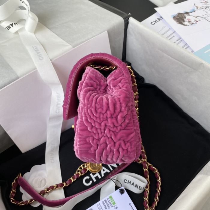  Handbag  Chanel  AS2619  size  14X19X8 cm