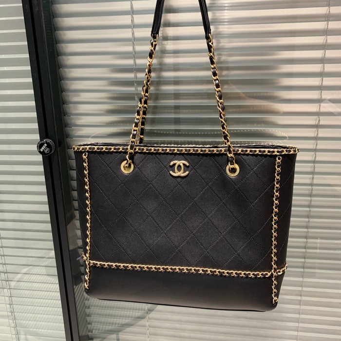  Handbag  Chanel AS2761 size  34 28 10 cm