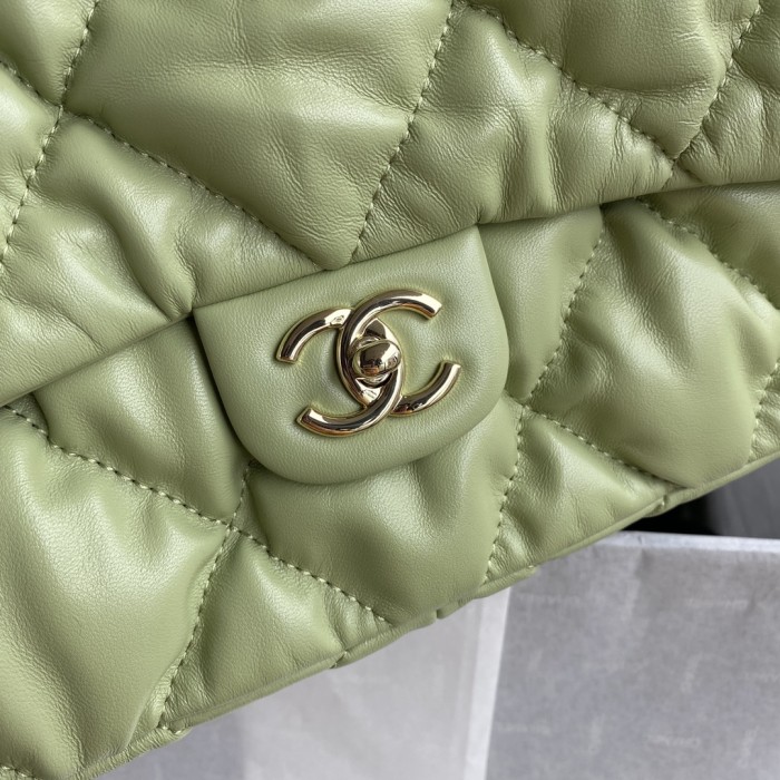  Handbag  Chanel  AS2234 size 20×29.5×12.5 cm