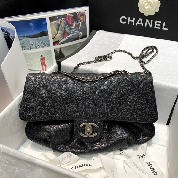  Handbag  Chanel 2910 size 30 18 4 cm