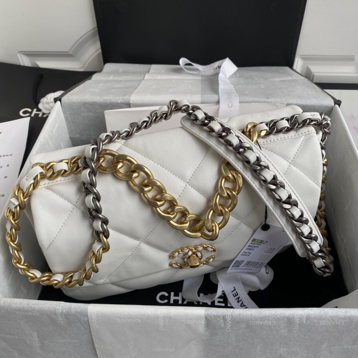 Handbag  Chanel   size 30 cm