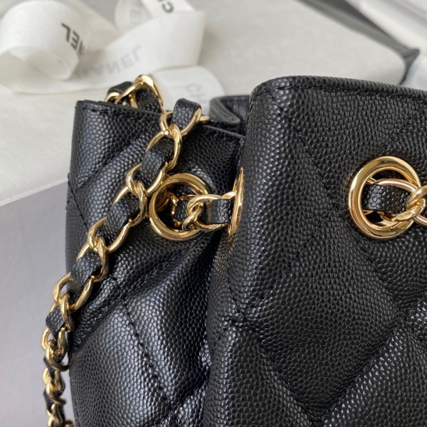  Handbag  Chanel  AS2808  size  22x23x12 cm  