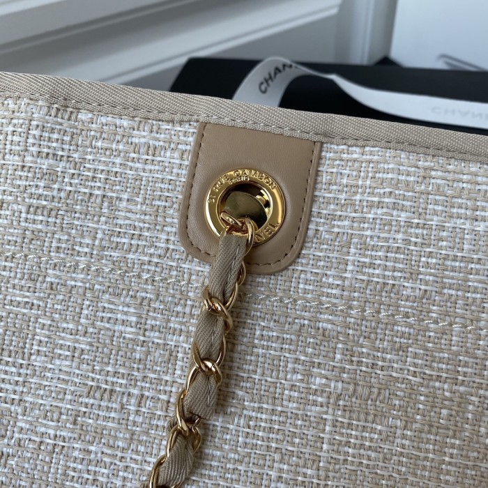  Handbag Chanel  size 38*30*21 cm