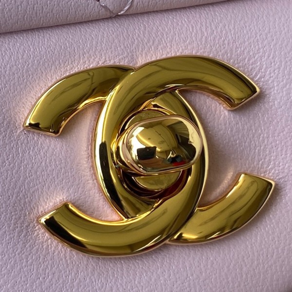  Handbag  Chanel  A01112  size 15.5x25.5x6.5 cm
