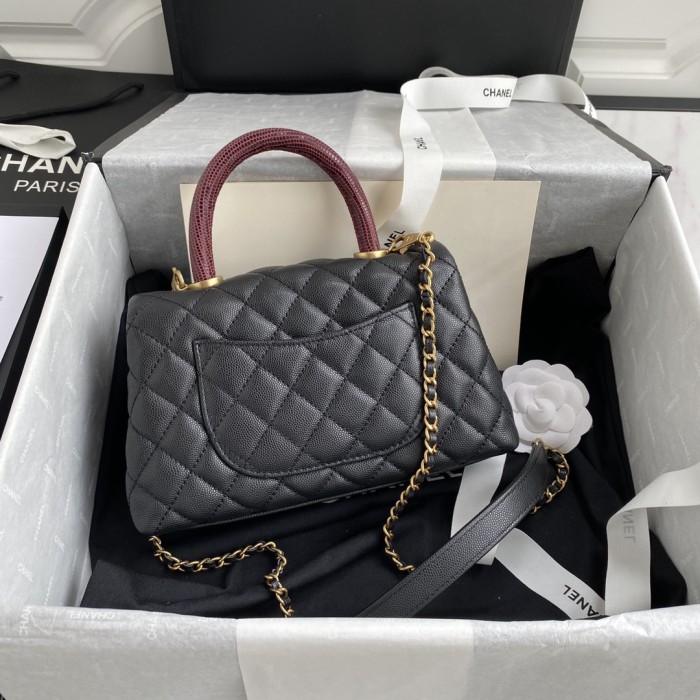  Handbag  Chanel  size  23 cm