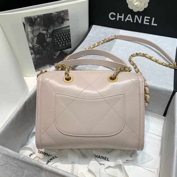  Handbag  Chanel AS2749 size 23 17 12 cm