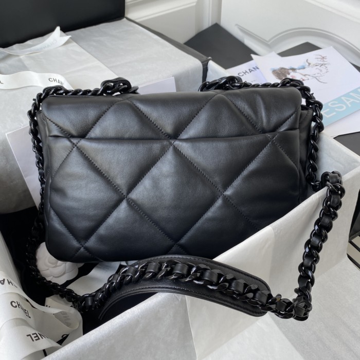 Handbag  Chanel  size 26/30 cm 