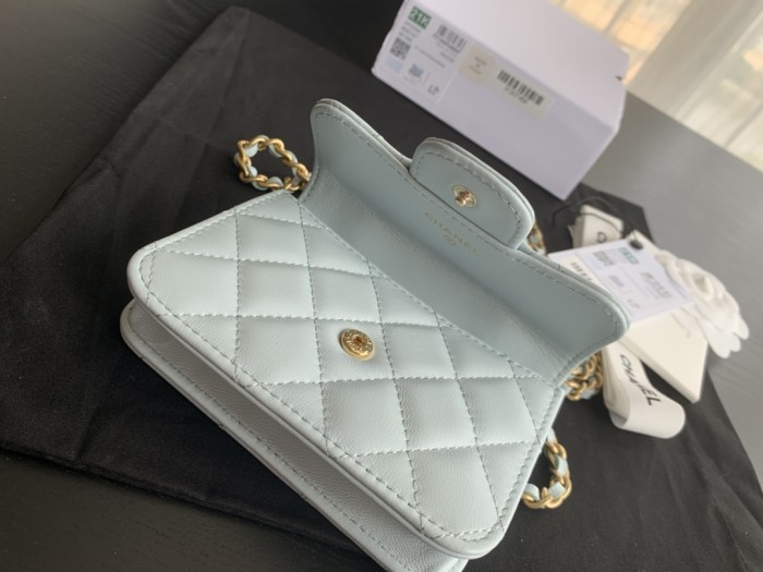  Handbag Chanel AP2200 size  12.5cmx9.5 cm