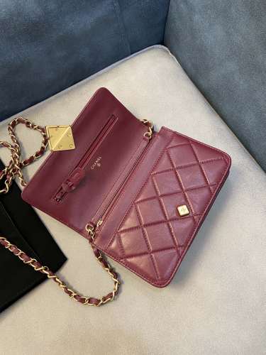  Handbag   Chanel 2260 size 19 Cm