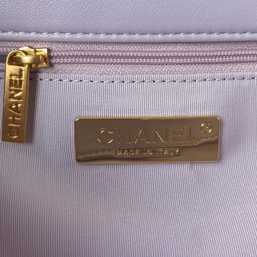  Handbag  Chanel  size 30 cm