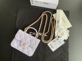  Handbag  Chanel  AP2200 size  12.5cmx9.5 cm 