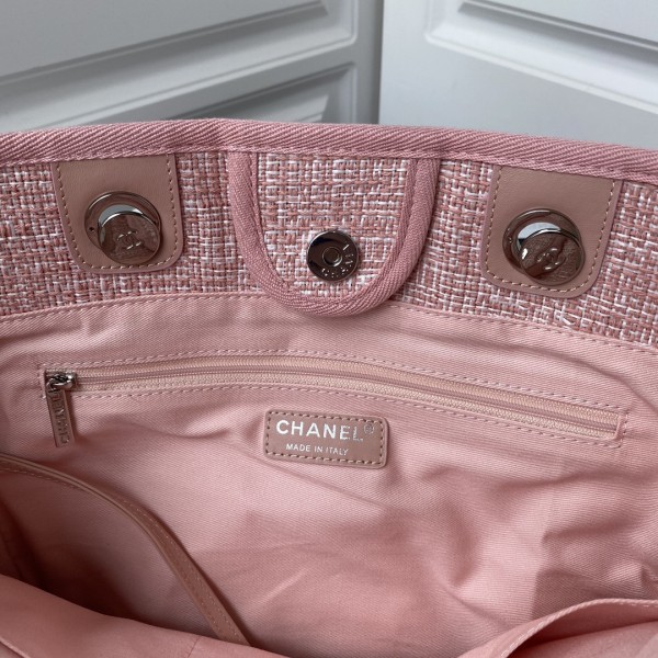 Handbag Chanel  size 38*30*21 cm