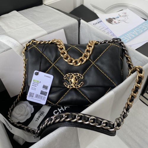Handbag  Chanel  size 26/30 cm